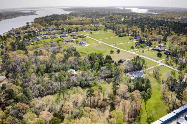 20024 Peel Road, Montgomery, TX 77356