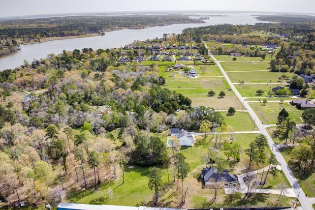 20024 Peel Road, Montgomery, TX 77356