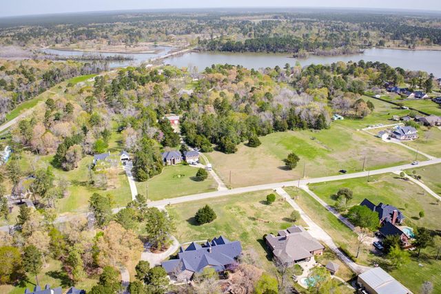 20024 Peel Road, Montgomery, TX 77356