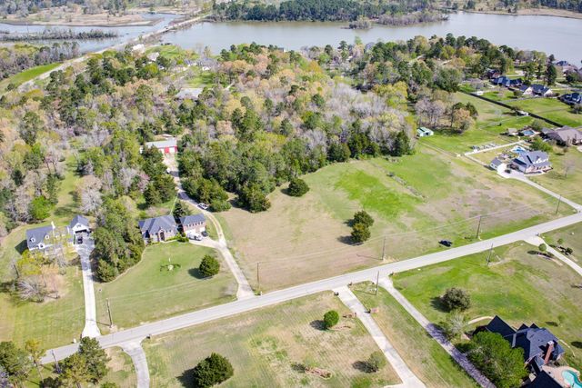 20024 Peel Road, Montgomery, TX 77356