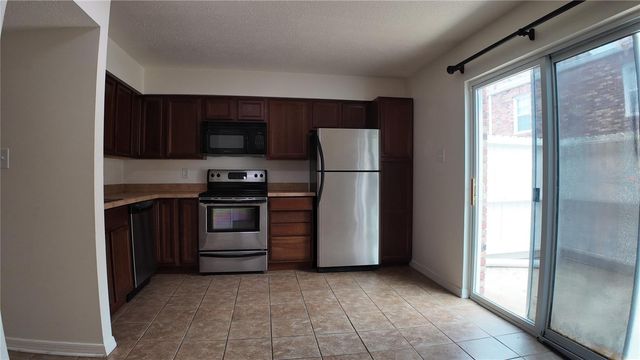 5850 CYPRESS GARDENS BOULEVARD 302, Winter Haven, FL 33884