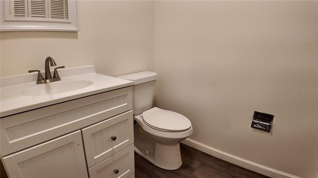 5850 CYPRESS GARDENS BOULEVARD 302, Winter Haven, FL 33884