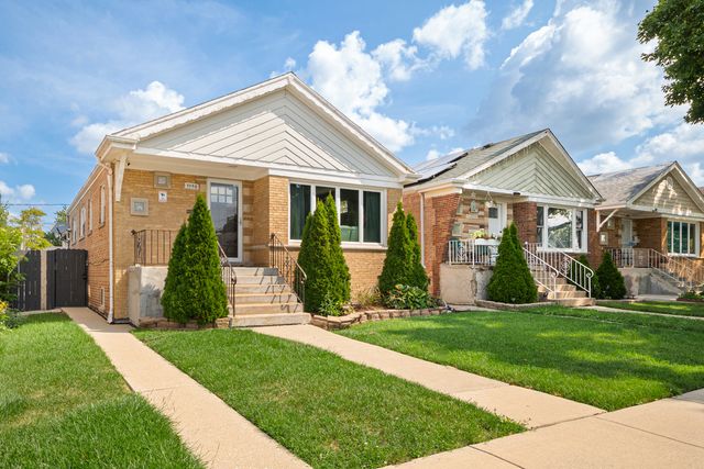 3738 W 83rd Place, Chicago, IL 60652