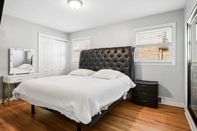 3738 W 83rd Place, Chicago, IL 60652