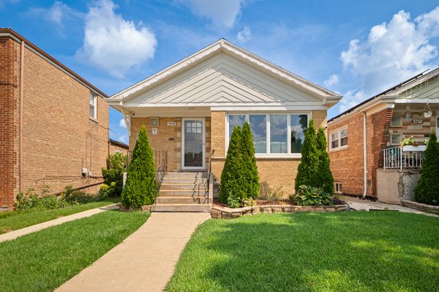 3738 W 83rd Place, Chicago, IL 60652