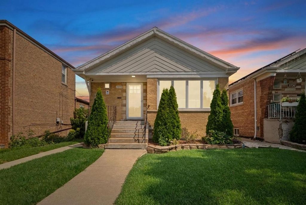 3738 W 83rd Place, Chicago, IL 60652