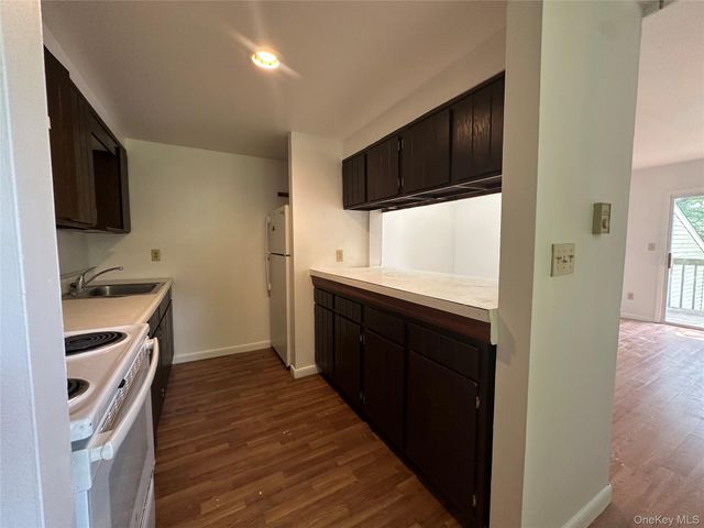 2 School Street, Poughkeepsie, NY 12601