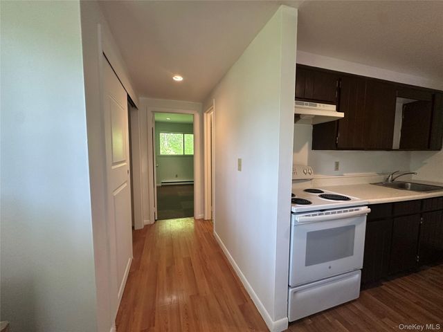 2 School Street, Poughkeepsie, NY 12601