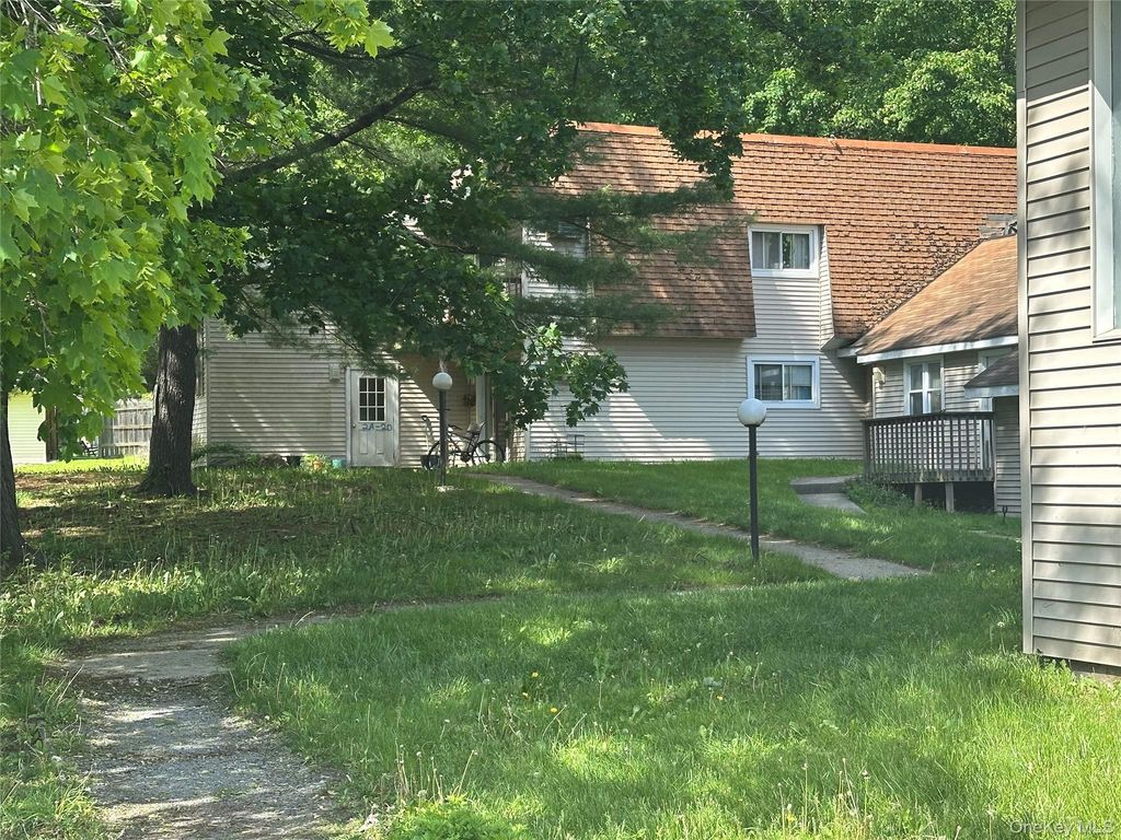 2 School Street, Poughkeepsie, NY 12601