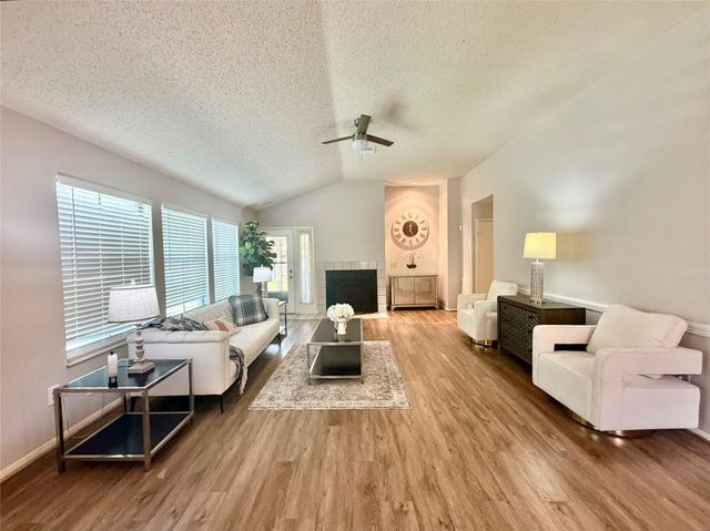4615 Leicester Way, Missouri City, TX 77459