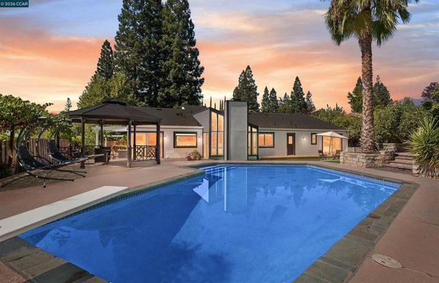 865 El Cerro Blvd, Danville, CA 94526