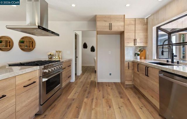 865 El Cerro Blvd, Danville, CA 94526