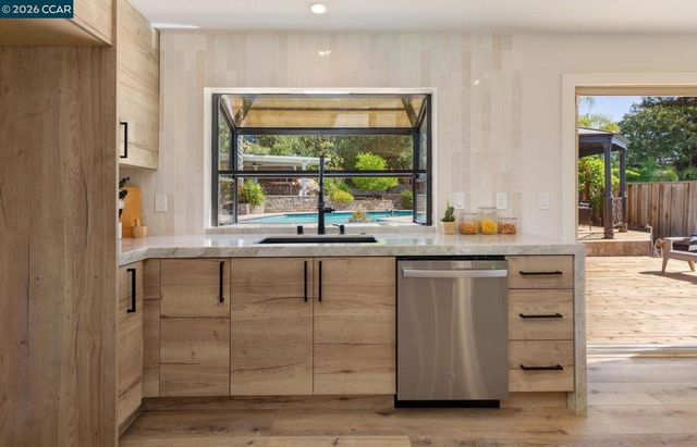 865 El Cerro Blvd, Danville, CA 94526