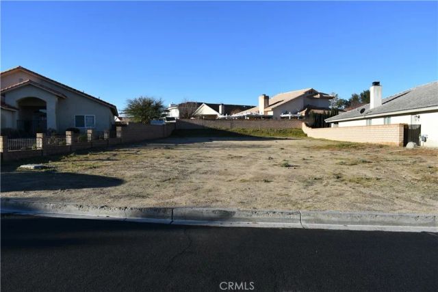 14167 Polly, Helendale, CA 92342