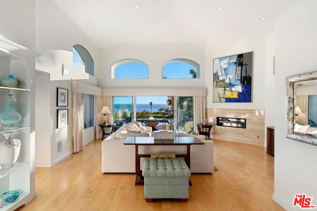24518 Vantage Point Terrace, Malibu, CA 90265
