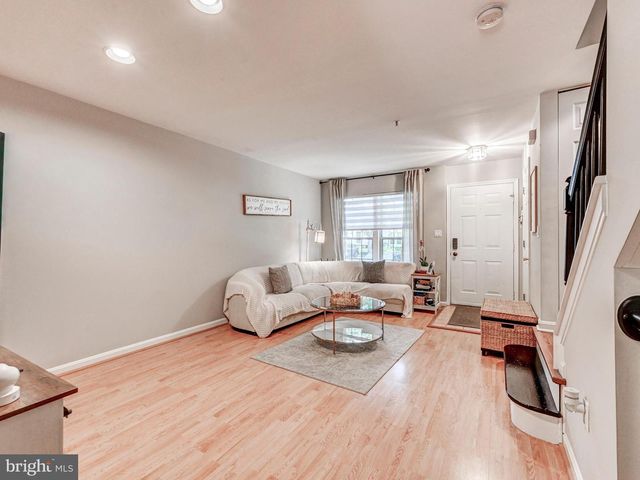 9827 SHERWOOD FARM RD, Owings Mills, MD 21117