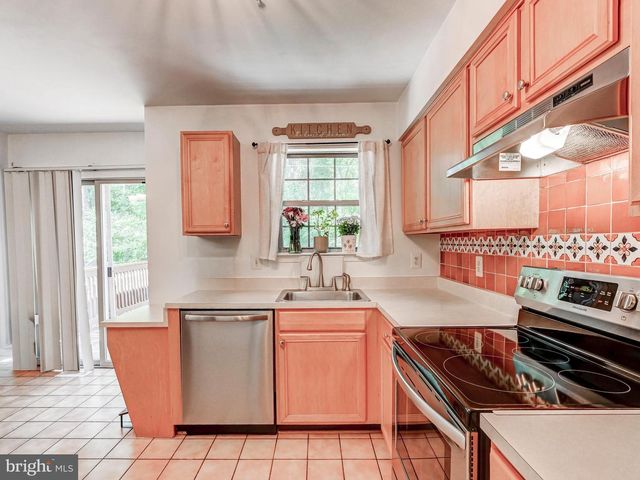 9827 SHERWOOD FARM RD, Owings Mills, MD 21117