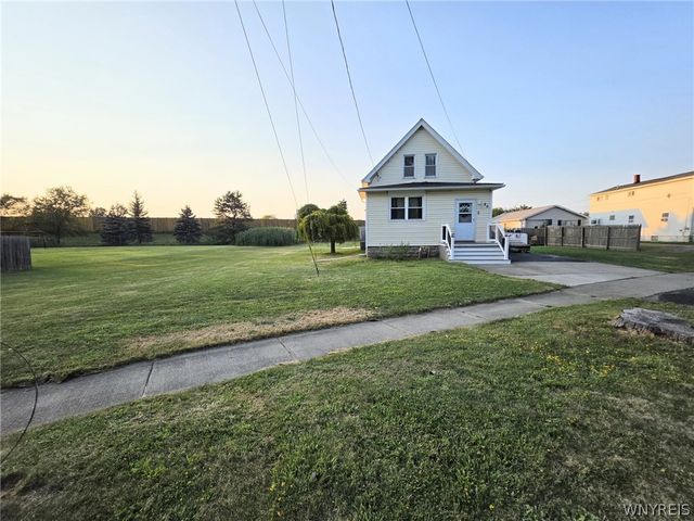 86 Cayuga Creek Road, Cheektowaga, NY 14227