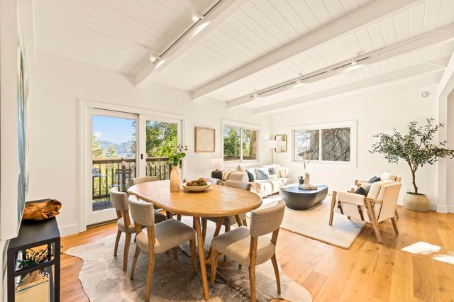 6688 Colton Blvd, Oakland, CA 94611