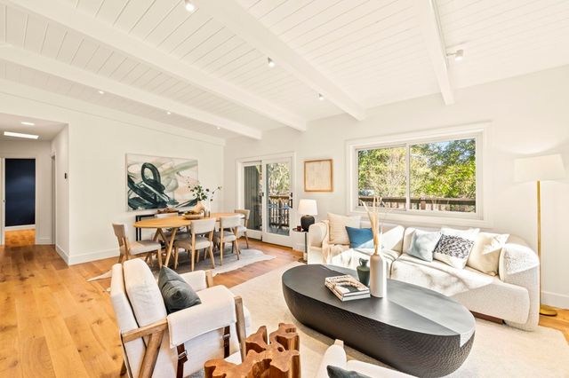 6688 Colton Blvd, Oakland, CA 94611