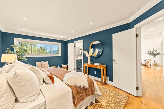 6688 Colton Blvd, Oakland, CA 94611