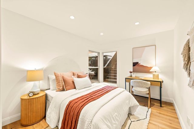 6688 Colton Blvd, Oakland, CA 94611