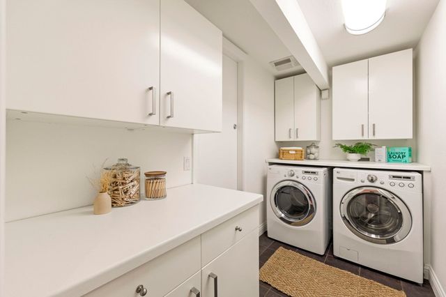 6688 Colton Blvd, Oakland, CA 94611