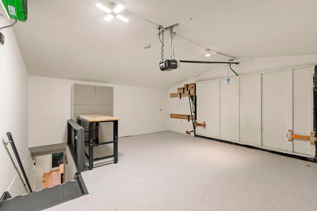 6688 Colton Blvd, Oakland, CA 94611