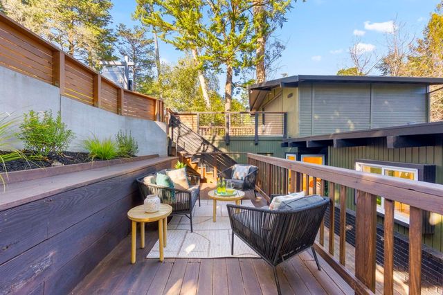 6688 Colton Blvd, Oakland, CA 94611