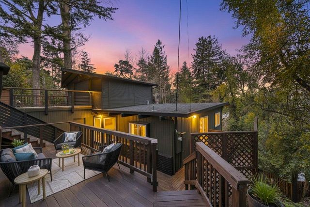 6688 Colton Blvd, Oakland, CA 94611