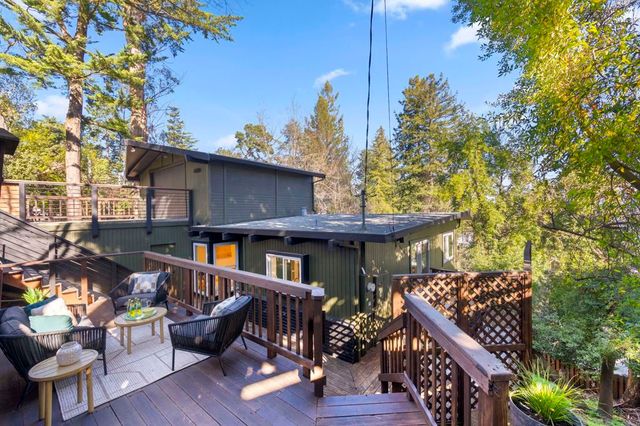 6688 Colton Blvd, Oakland, CA 94611