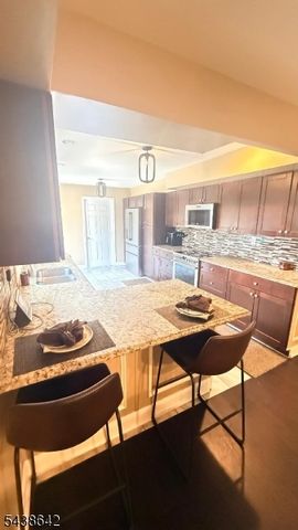 131 Toledo Ln, Willingboro Twp., NJ 08046