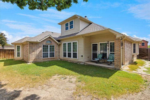8205 Painted Tree Trail, Fort Worth, TX 76131