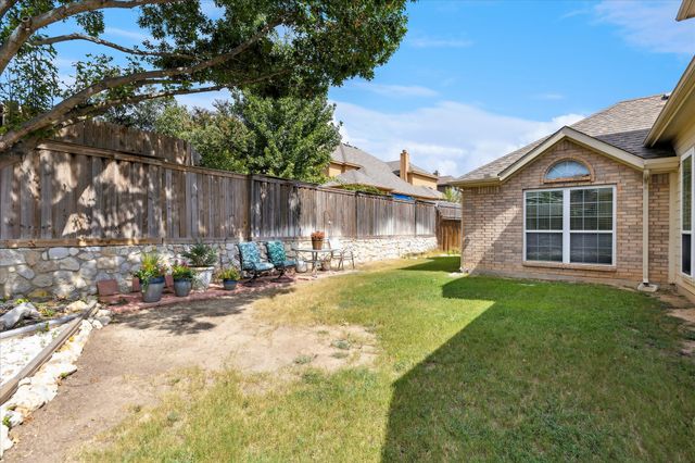 8205 Painted Tree Trail, Fort Worth, TX 76131
