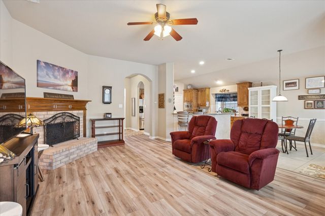 8205 Painted Tree Trail, Fort Worth, TX 76131