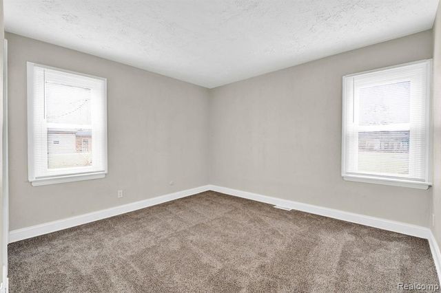 2121 Chesley Drive, Sterling Heights, MI 48310
