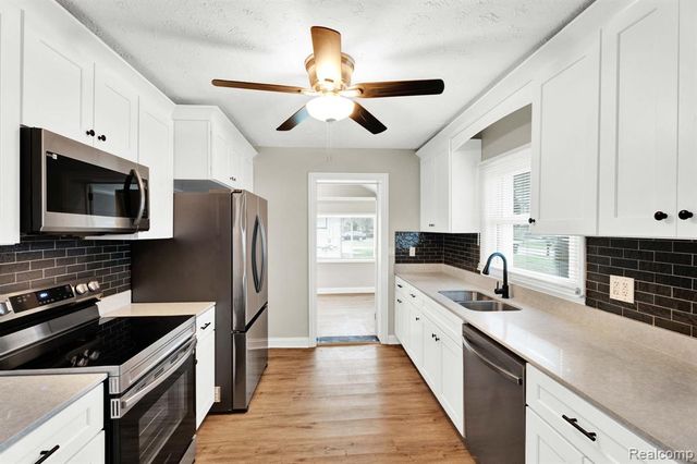 2121 Chesley Drive, Sterling Heights, MI 48310
