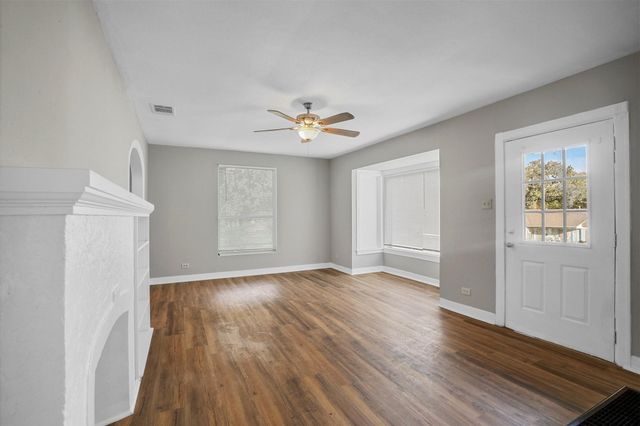 38 Vaughn Drive, Denison, TX 75020