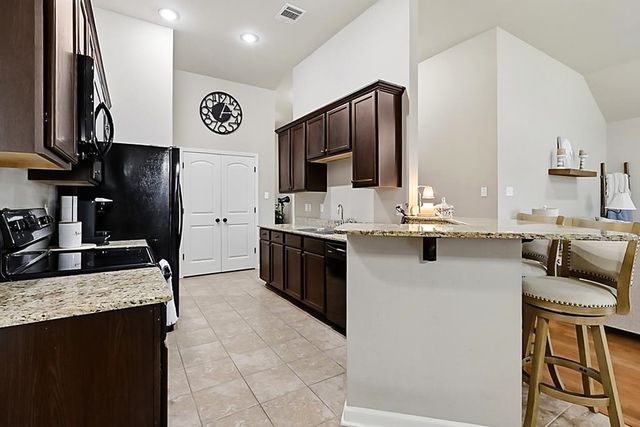 225 Cottage Way, Thibodaux, LA 70301