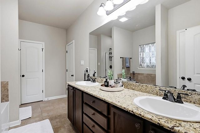 225 Cottage Way, Thibodaux, LA 70301