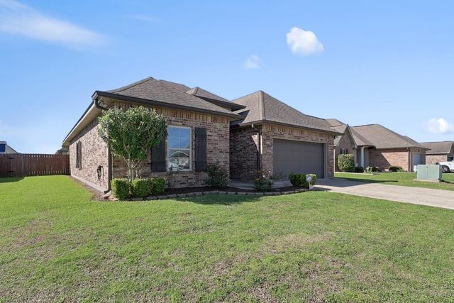 225 Cottage Way, Thibodaux, LA 70301