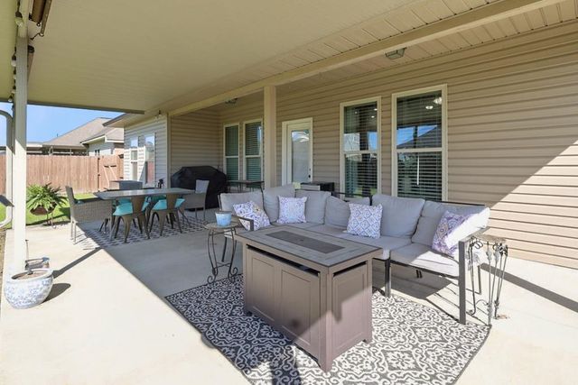 225 Cottage Way, Thibodaux, LA 70301