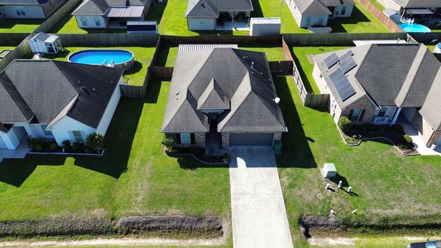 225 Cottage Way, Thibodaux, LA 70301