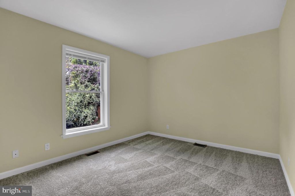 5916 SEFTON AVE, Baltimore, MD 21214