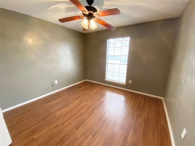 7004 Bennington Drive, Watauga, TX 76148