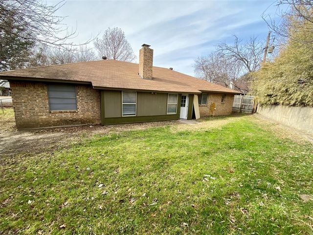 7004 Bennington Drive, Watauga, TX 76148