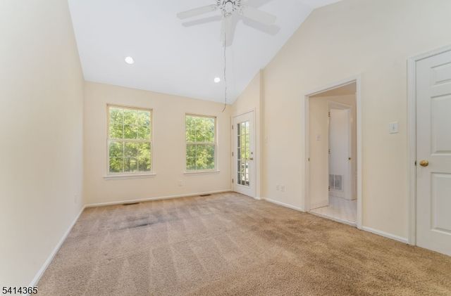 903 Springhouse Dr, Readington Twp., NJ 08889
