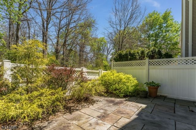 903 Springhouse Dr, Readington Twp., NJ 08889