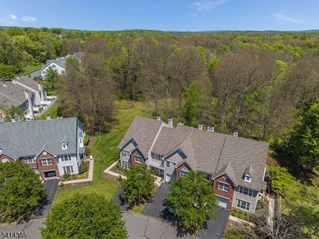 903 Springhouse Dr, Readington Twp., NJ 08889