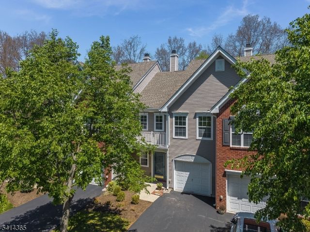 903 Springhouse Dr, Readington Twp., NJ 08889